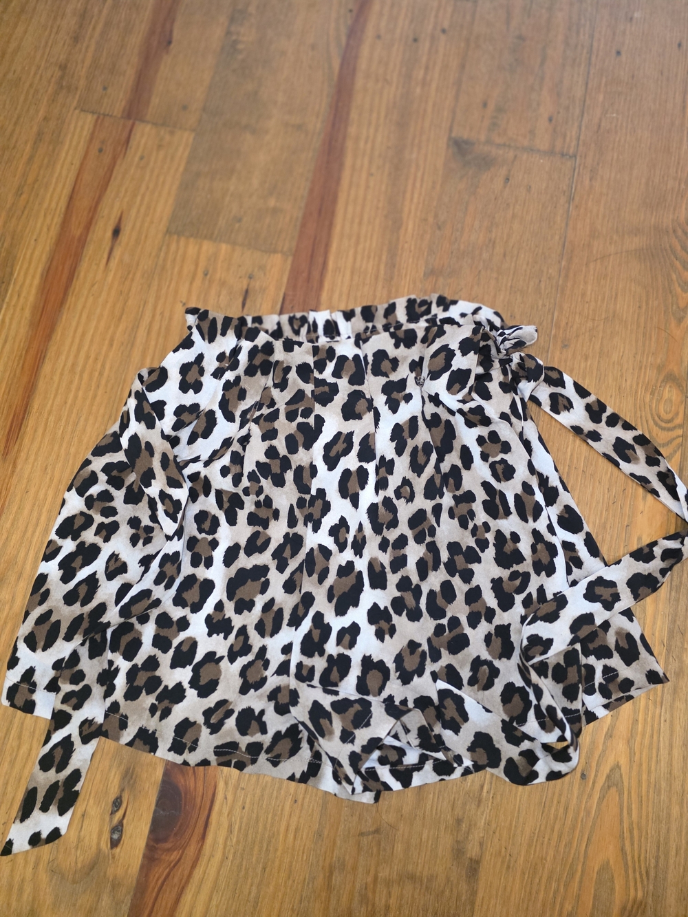 Material Girl Leopard Print Skater Shorts in White, Tan & Black